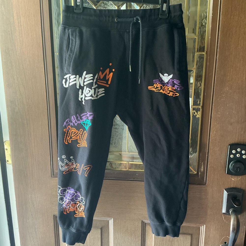 Jewel House Men’s Medium Graphic Graffiti Jogger Sweatpants